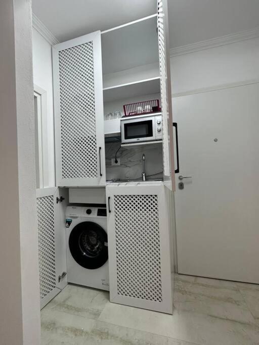 The Artist's Loft Near Center Tirana