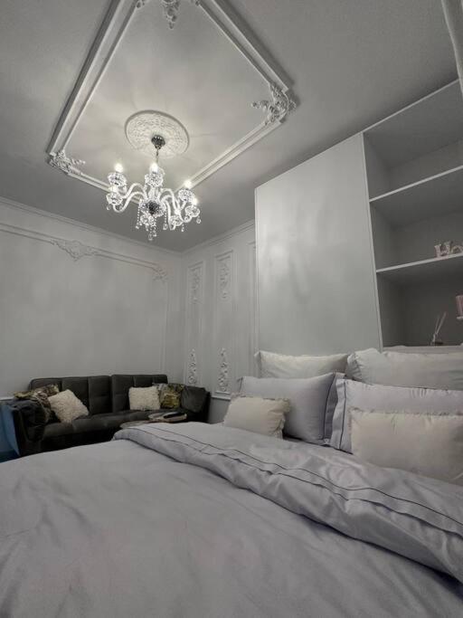 The Artist's Loft Near Center Appartamento *